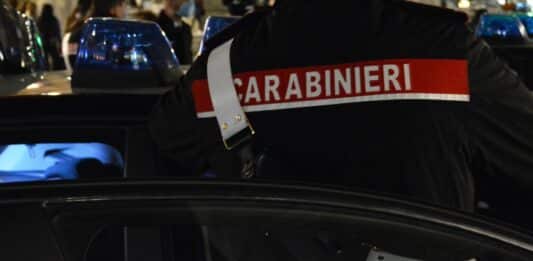 Atti persecutori e maltrattamenti in famiglia, divieto di avvicinamento per un 28enne
