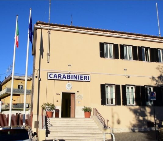 Fonte Nuova. Rubano attrezzi da lavoro, i Carabinieri arrestano due uomini e una donna
