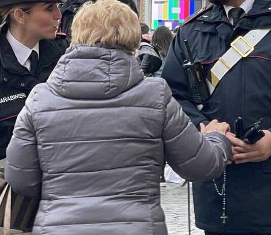 Ostia, 24enne in manette per truffa aggravata ai danni di un’anziana