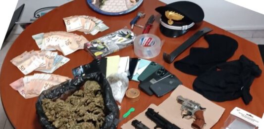 Testaccio, stretta sulla movida. Sequestrate armi, droga e contanti