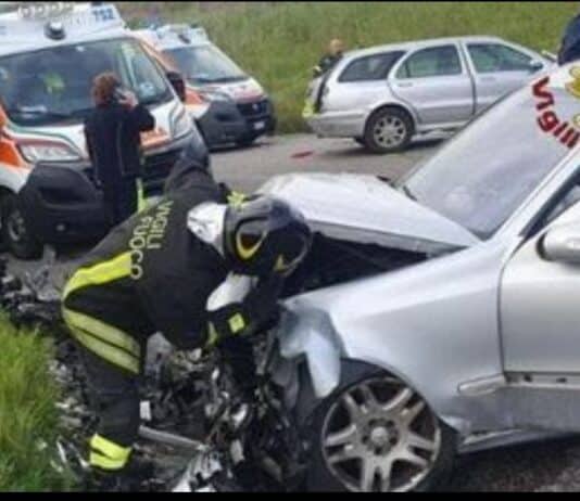 Muore a 7 anni, la bimba era in auto con la madre lo zio e il cuginetto