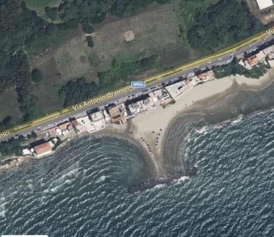 Nettuno, 1.600 metri di costa marittima a rischio sigilli