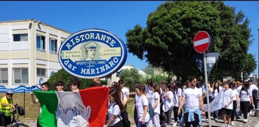 Anzio. Gli studenti della Scuola Falcone in marcia per ricordare le vittime delle mafie