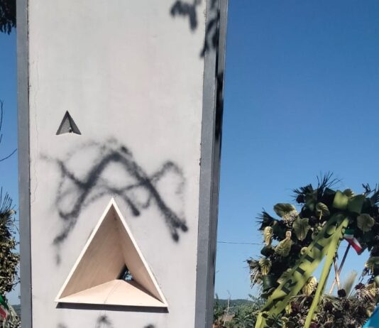 Monumento Matteotti valdalizzato sulla Flaminia