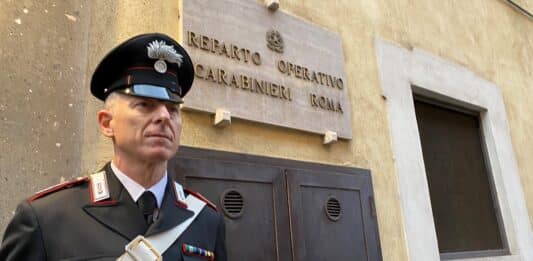 Modella molestata. I Carabinieri arrestano titolari di una agenzia di casting