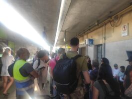 Caos treni, settimane nere per i pendolari delle linee regionali e l’alta velocità. Ma il ministro pensa ad altro
