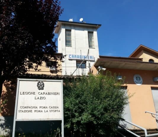 Riciclaggio, estorsione e favoreggiamento immigrazione clandestina: 11 arresti