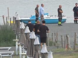 Castel Gandolfo. Trovati i corpi dei due ragazzi che si erano tuffati nel lago