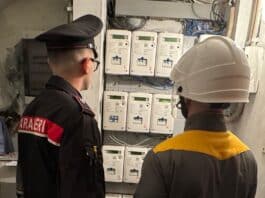 Roma, allacci abusivi alla rete elettrica. Due arresti e sei denunce