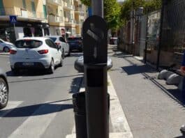Nettuno, stop inciviltà. Posizionati nel centro cittadino i nuovi raccogli mozziconi