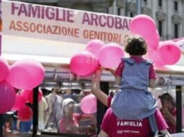 La Corte Costituzionale: ‘Entrambe le madri possono riconoscere il figlio nato con la procreazione assistita’