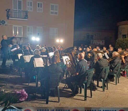 La banda musicale “Città di Anzio” incanta il quartiere Sacida