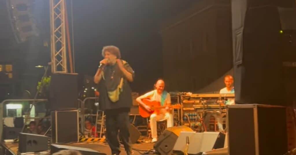 Nettuno, grande successo del concerto di Enzo Avitabile e i Bottari 1