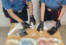 Nettuno, I Carabinieri arrestano per spaccio donna di 46enne, in casa aveva cocaina e crack