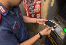 Roma, tornano i ladri di codici al bancomat, i Carabinieri arrestano 58enne