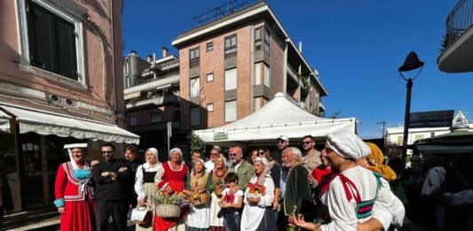 Radici, successo per l’evento in piazza del Mercato a Nettuno