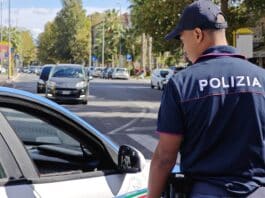 Ostia, da un debito di gioco ad una spirale di violenza, la Polizia arresta 35enne