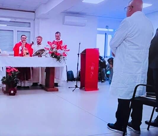 All’Ospedale Riuniti di Anzio e Nettuno la messa giubilare del Vescovo Viva