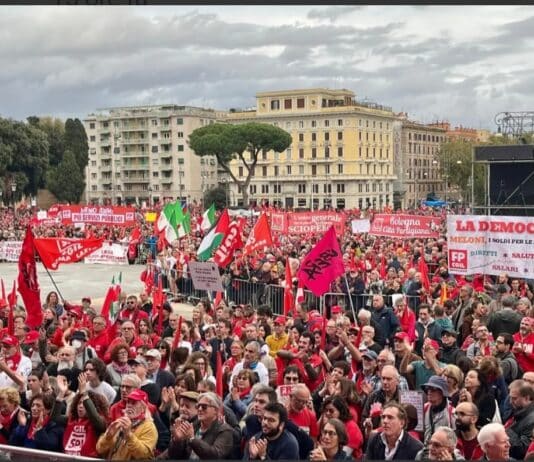 In 200mila a Roma con la Cgil per chiedere l’aumento dei salari, delle pensioni e contro il riarmo