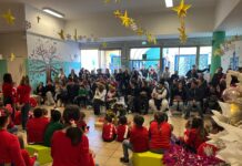 “Il Grinch in rima”, emozioni alla scuola di Sacida con lo spettacolo degli alunni di Anzio 2