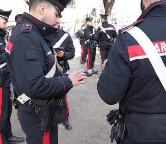 Roma, Termini ed Esquilino, operazione sicurezza dei Carabinieri: 9 arresti e 7 denunce per furti e stupefacenti