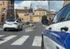Roma, Jeep con targa clonata, telaio contraffatto e con oltre 130 violazioni in #ZTL: due persone denunciate e auto sequestrata