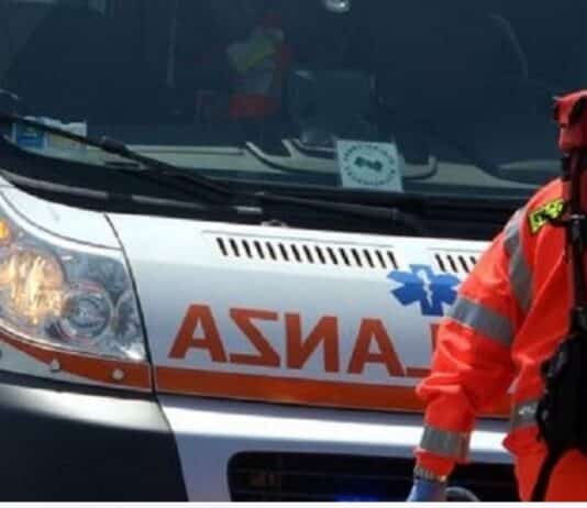 Grave il cliente investito dal muletto nel grande store di Aprilia