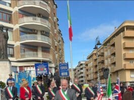 Il discorso del sindaco Nicola Burrini alla cerimonia istituzionale per l’82° anniversario dello Sbarco alleato