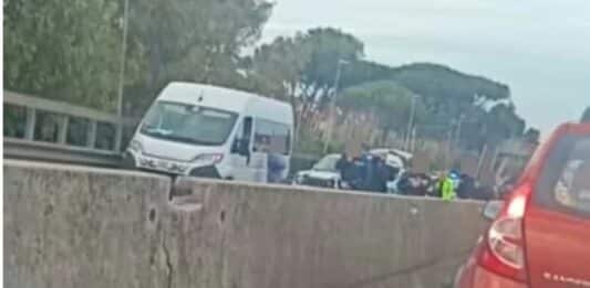 Tragico incidente sulla via Pontina, muore centauro 48enne