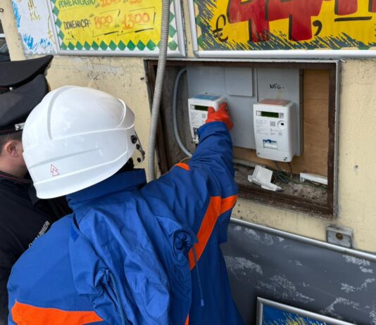 Ardea, controlli dei Carabinieri: denunciate 6 persone per evasione e furto di energia elettrica