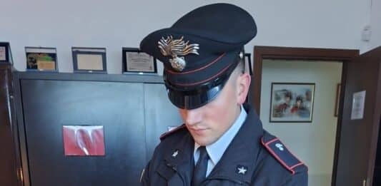 Tor San Lorenzo, 57enne di Pomezia in bicicletta con cocaina e contanti, arrestato dai Carabinieri