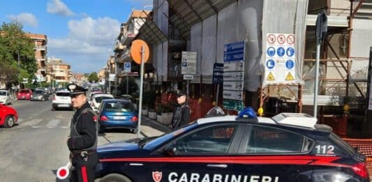 Ciampino, deposito alimentare svaligiato con la complicità di un magazziniere