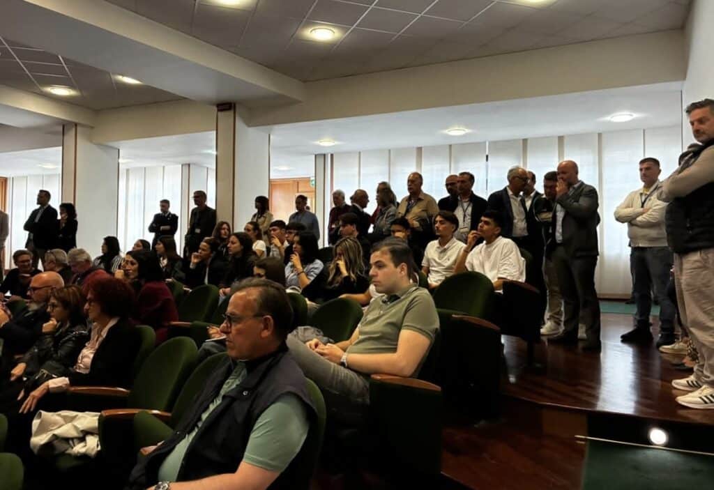 Ospedale Riuniti, la protesta dei cittadini di Anzio e Nettuno in Consiglio Regionale 1