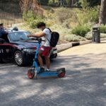 Roma, obbligo di assicurazione targa e casco per i monopattini, pioggia di multe dei Carabinieri In Libera Uscita 5