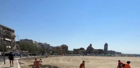 Nettuno, bonificata la spiaggia delle Sirene, rimosse tonnellate di rifiuti
