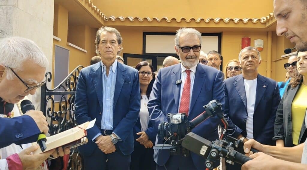 Inaugurati la Casa della Comunità e l'Ospedale di Comunità "Anzio": a Villa Albani nasce un nuovo modello di sanità territoriale 6 Inaugurati la Casa della Comunità e l'Ospedale di Comunità "Anzio": a Villa Albani nasce un nuovo modello di sanità territoriale 6