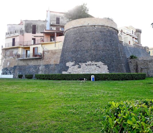 Estate al porto di Nettuno: spettacolo, musica e intrattenimento