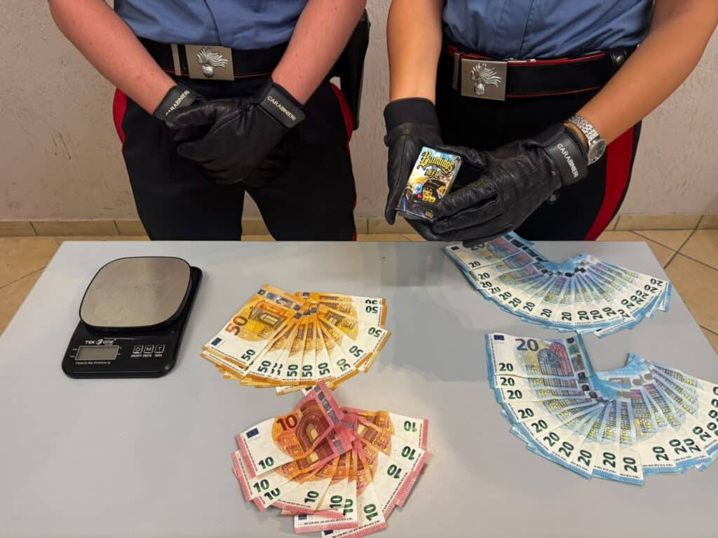 Stretta dei Carabinieri a Ferragosto tra Anzio, Nettuno e Ardea: un arresto, 10 denunce e maxi sanzioni al codice della strada  1