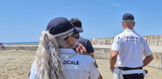 Anzio. Lite sulla spiaggia, denunciati e sottoposti a “Daspo urbano” i tre responsabili