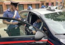 Roma, attende la ex in strada e la aggredisce. Arrestato 38enne per maltrattamenti
