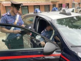 Roma, attende la ex in strada e la aggredisce. Arrestato 38enne per maltrattamenti