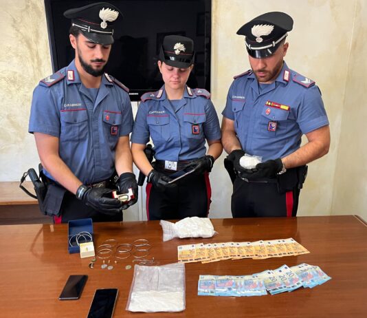 Ostia, Tentano la truffa del finto carabiniere ai danni di un’anziana di 87 anni, arrestati un uomo e una donna