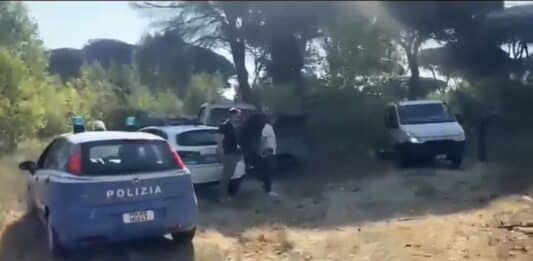 Ostia, Pineta delle Acque Rosse, rimosso dalla Polizia un accampamento di fortuna