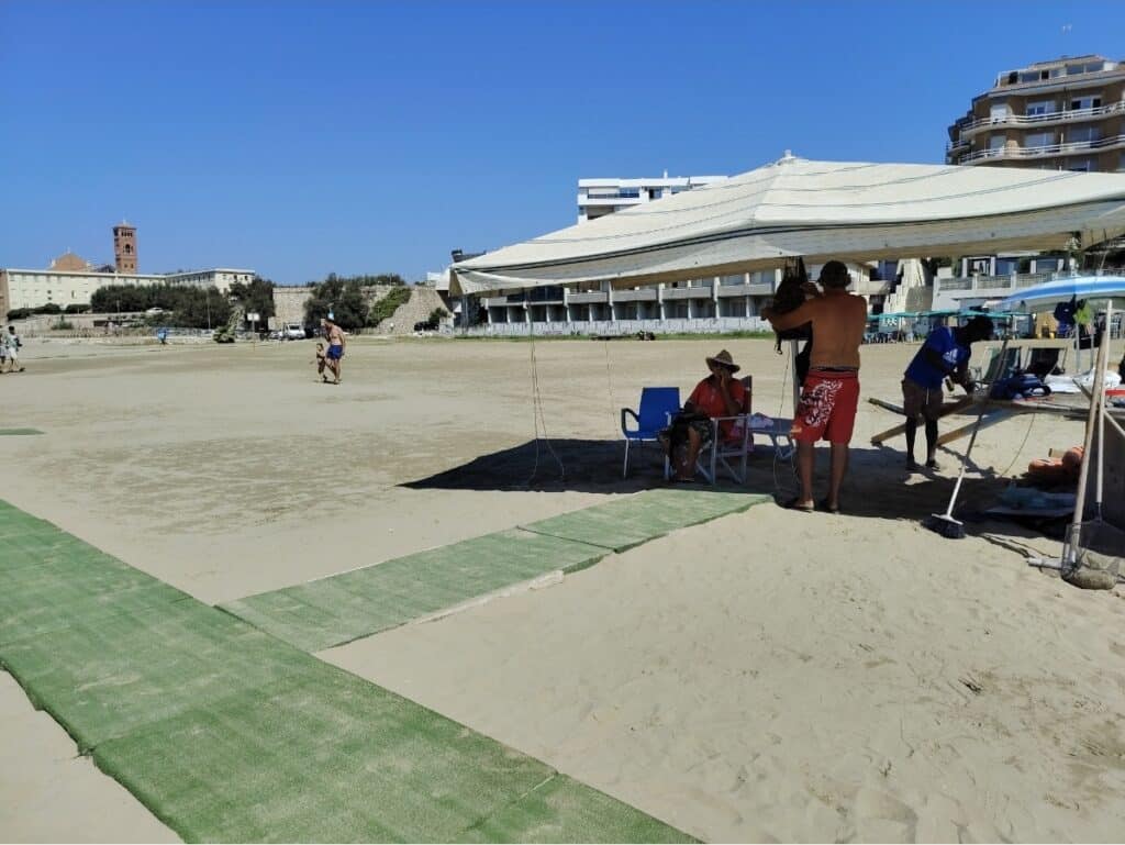 Spiagge libere attrezzate: tra l'inciviltà di alcuni bagnanti e il valore dei gestori “custodi” 3