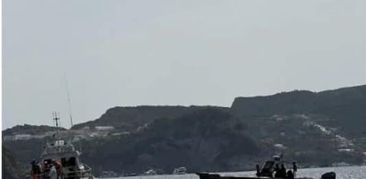 Ponza, trovato in mare il cadavere di un 29enne romano. Indossava pinne e maschera