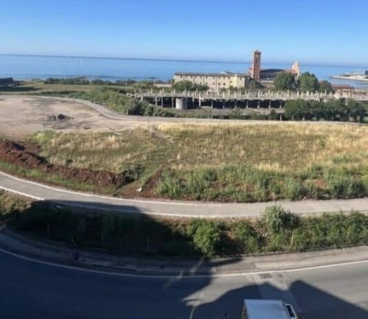 Nettuno, chiude il parcheggio in via della Liberazione per completare i lavori
