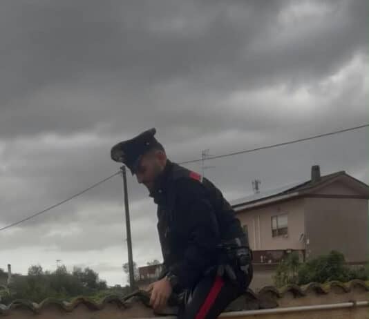 Nettuno, allagamento in un’abitazione. I Carabinieri salvano due persone con disabilità motorie