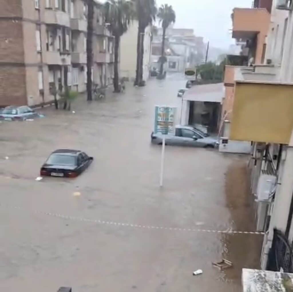Anzio, Maltempo, criticità su diverse strade. L'allerta meteo arancione emessa dal centro funzionale della Regione Lazio 1