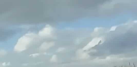 Anzio, Una strana schiuma bianca nel fosso tra via Ardeatina e via delle 5 miglia