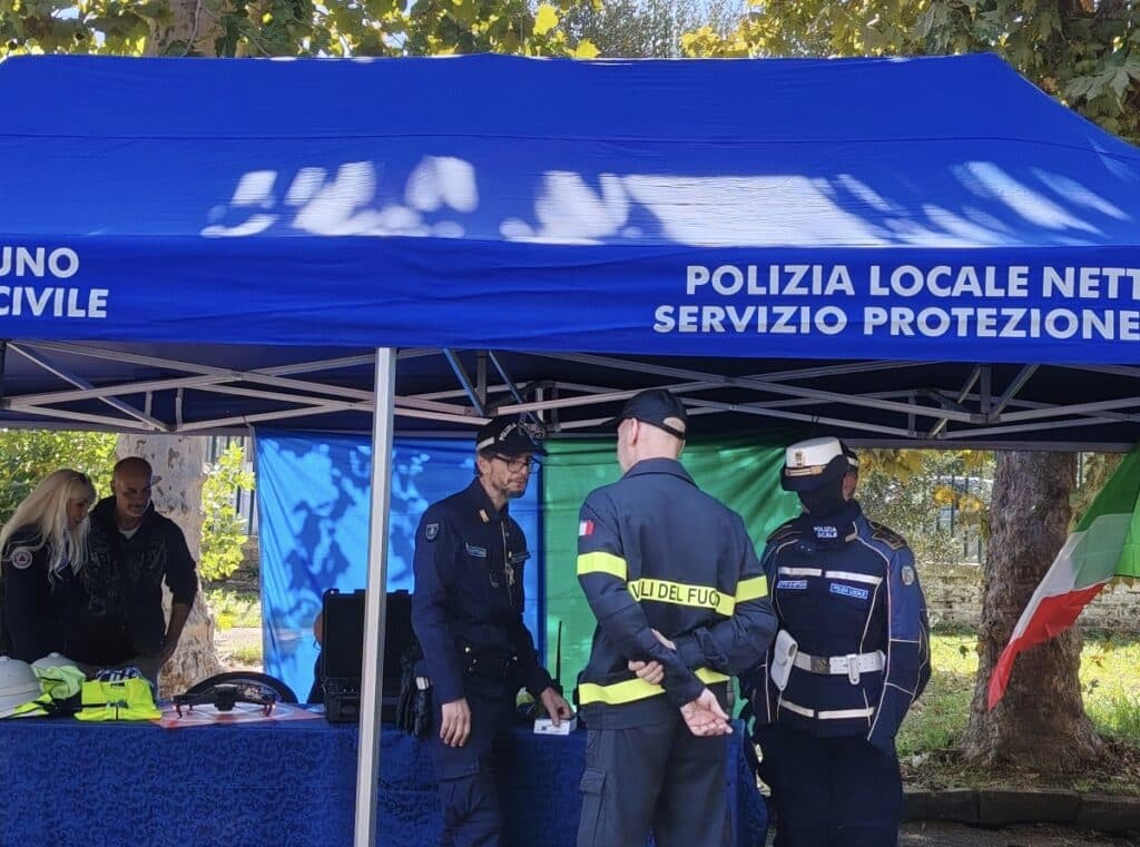 Nettuno, manifestazione della Protezione civile al parco: i bimbi a confronto con chi interviene durante le emergenze 5